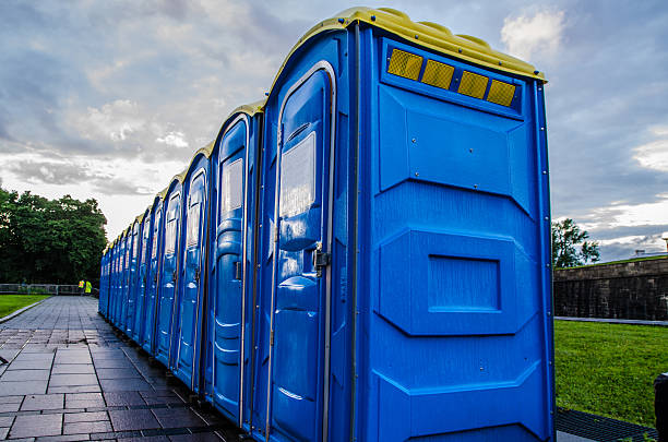 Best Portable restroom trailer rental  in Macdonnell Heights, NY